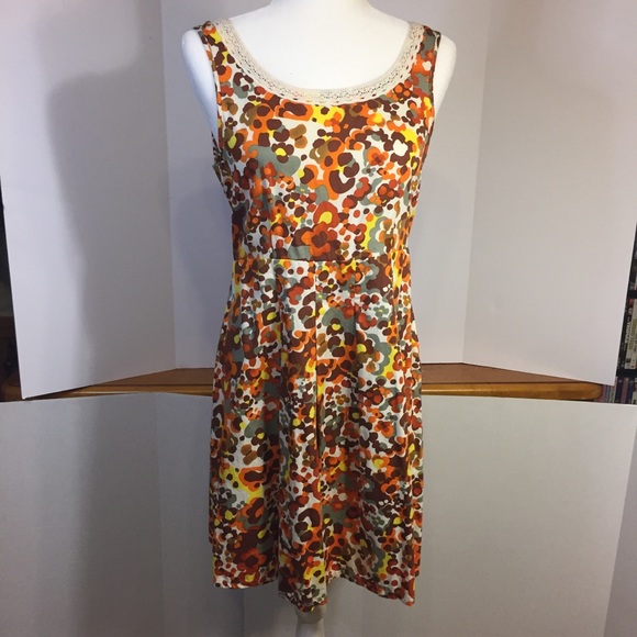 Tulle Dresses & Skirts - Tulle Geometric Print Mini Dress with Lace Detail
